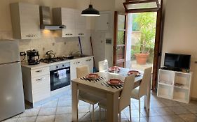 Great Studio Apartment In The Heart Of Chianni